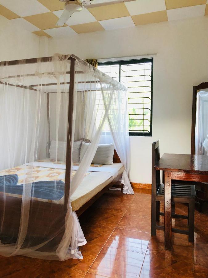 Surfers Paradise Weligama Dış mekan fotoğraf