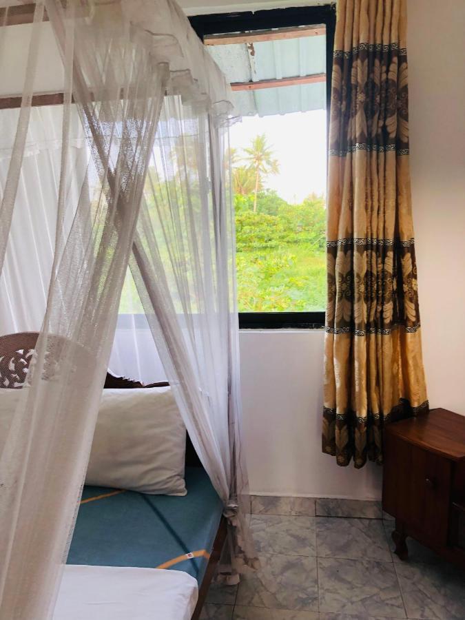 Surfers Paradise Weligama Dış mekan fotoğraf