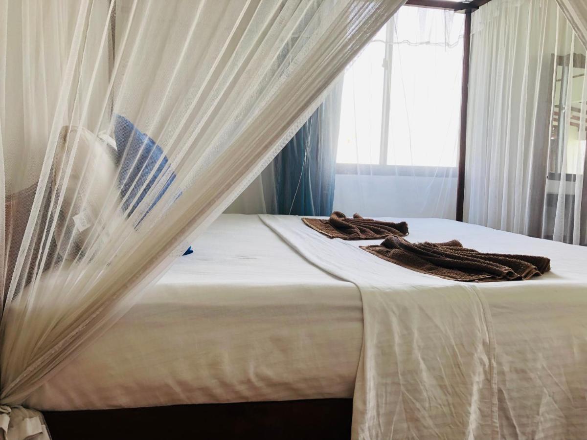 Surfers Paradise Weligama Dış mekan fotoğraf